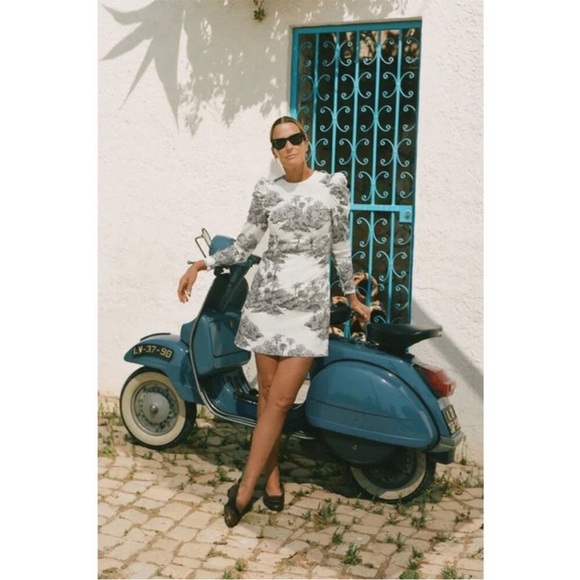 TUCKERNUCK X India Hicks Hibiscus Hill Toile Domino Dress NWT Size Large - Picture 6 of 16